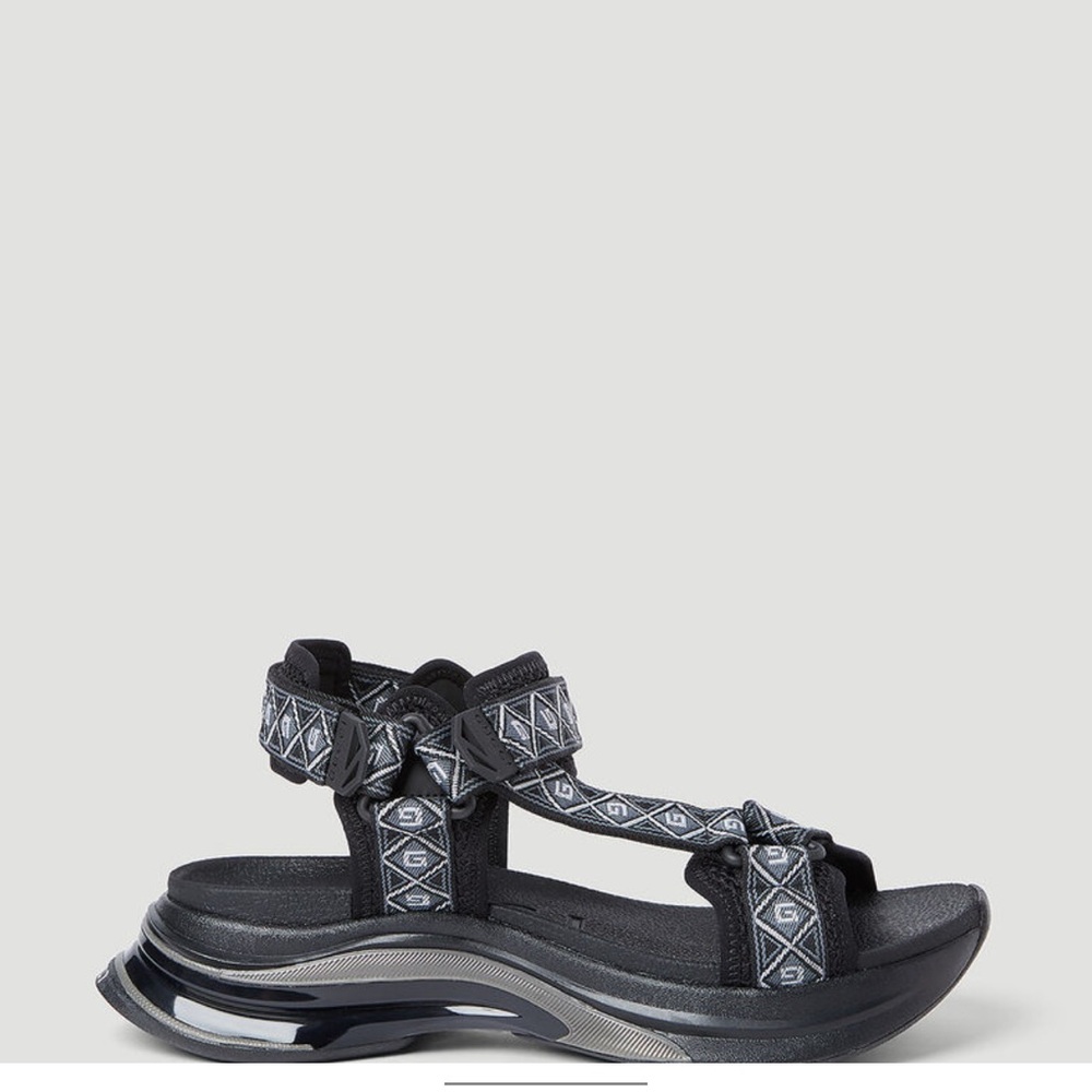$970 Gucci Run Sandals Square G Jacquard Canvas Black Gucci Size 12 NWB